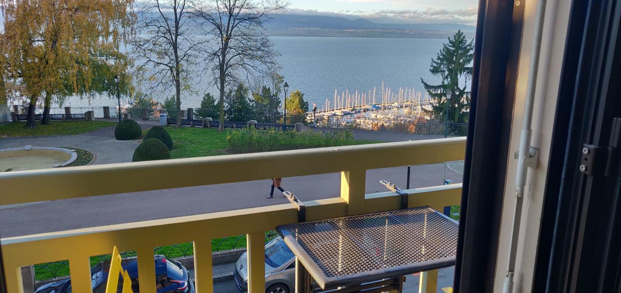 Petit Studio Hyper Centre Vue Lac Thonon-O-Phil-De-L-Eau المظهر الخارجي الصورة